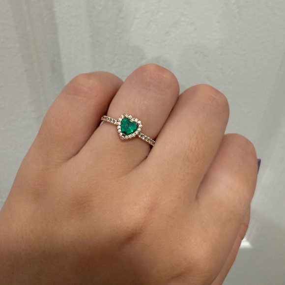 Pandora Sparkling Elevated Heart Ring Emerald Rose Gold - Picture 1 of 7